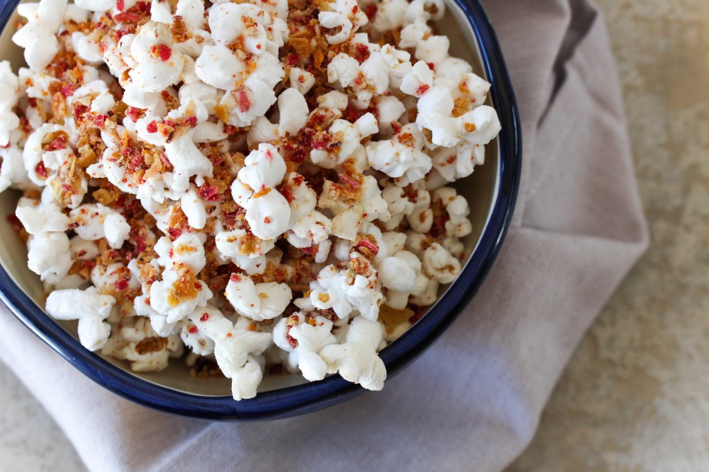 Cheesy Veggie Chip Popcorn via RDelicious Kitchen @rdkitchen