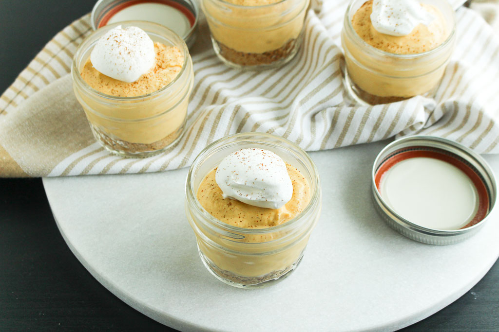 [No Bake] Pumpkin Cheesecake Mousse via RDelicious Kitchen @RD_Kitchen