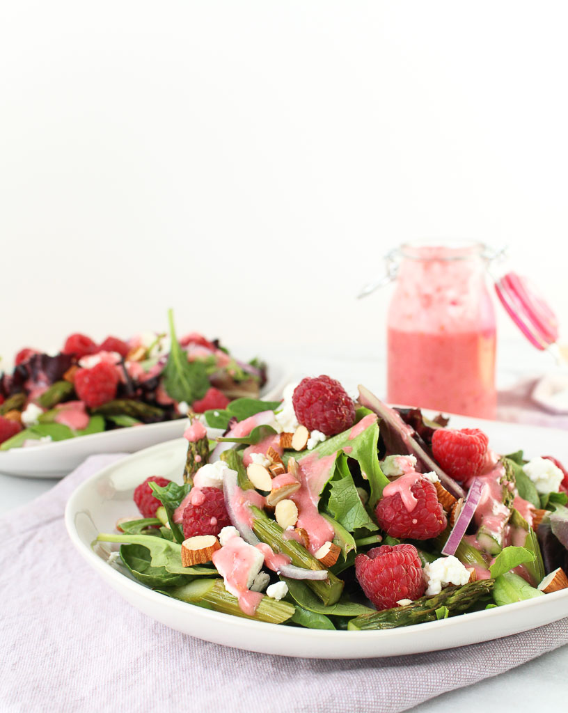 Spring Salad with Raspberry Vinaigrette via RDelicious Kitchen @RD_Kitchen